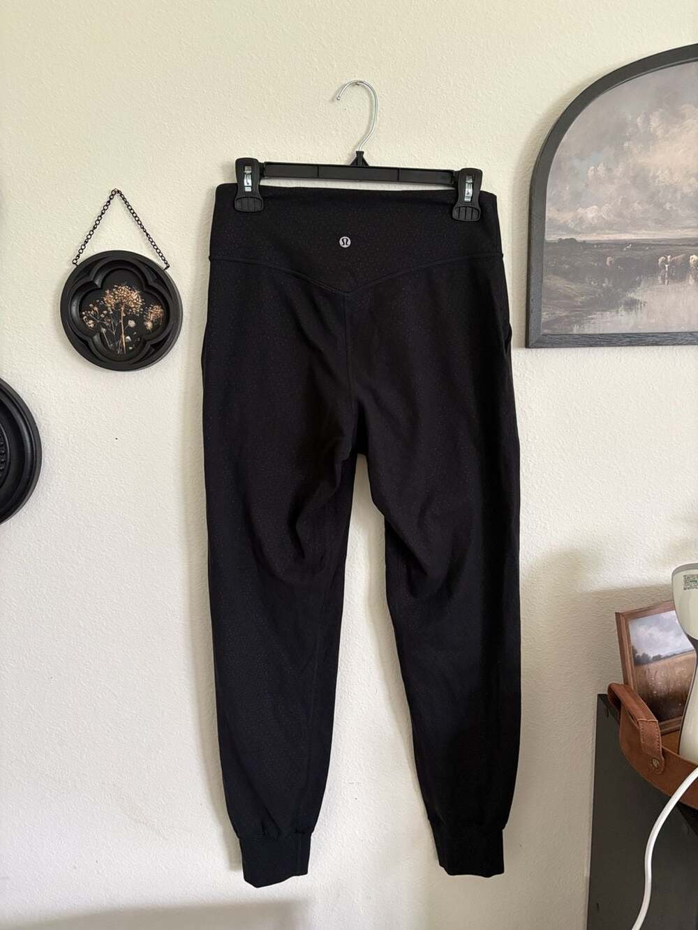 Lululemon Jogger Black Embossed Pattern